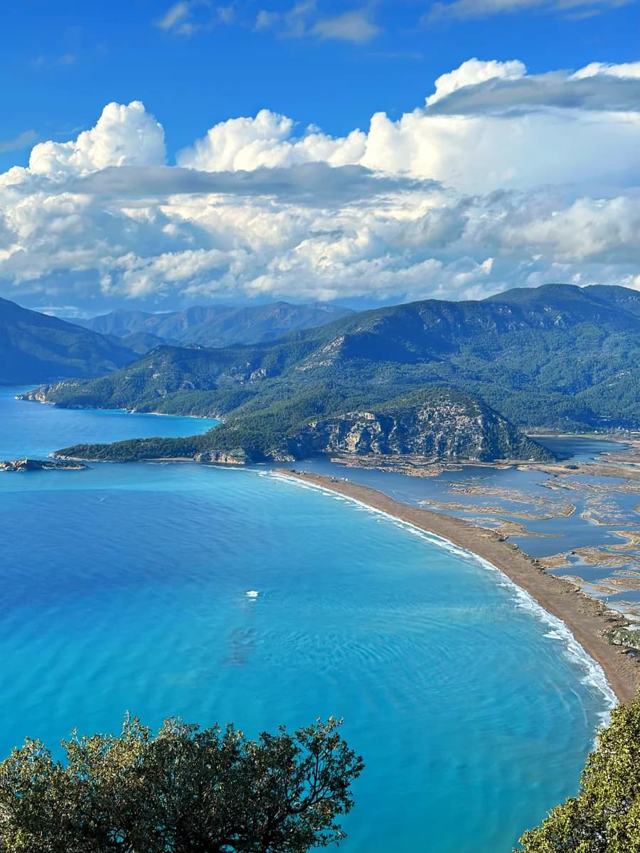 İztuzu kapak gorseli